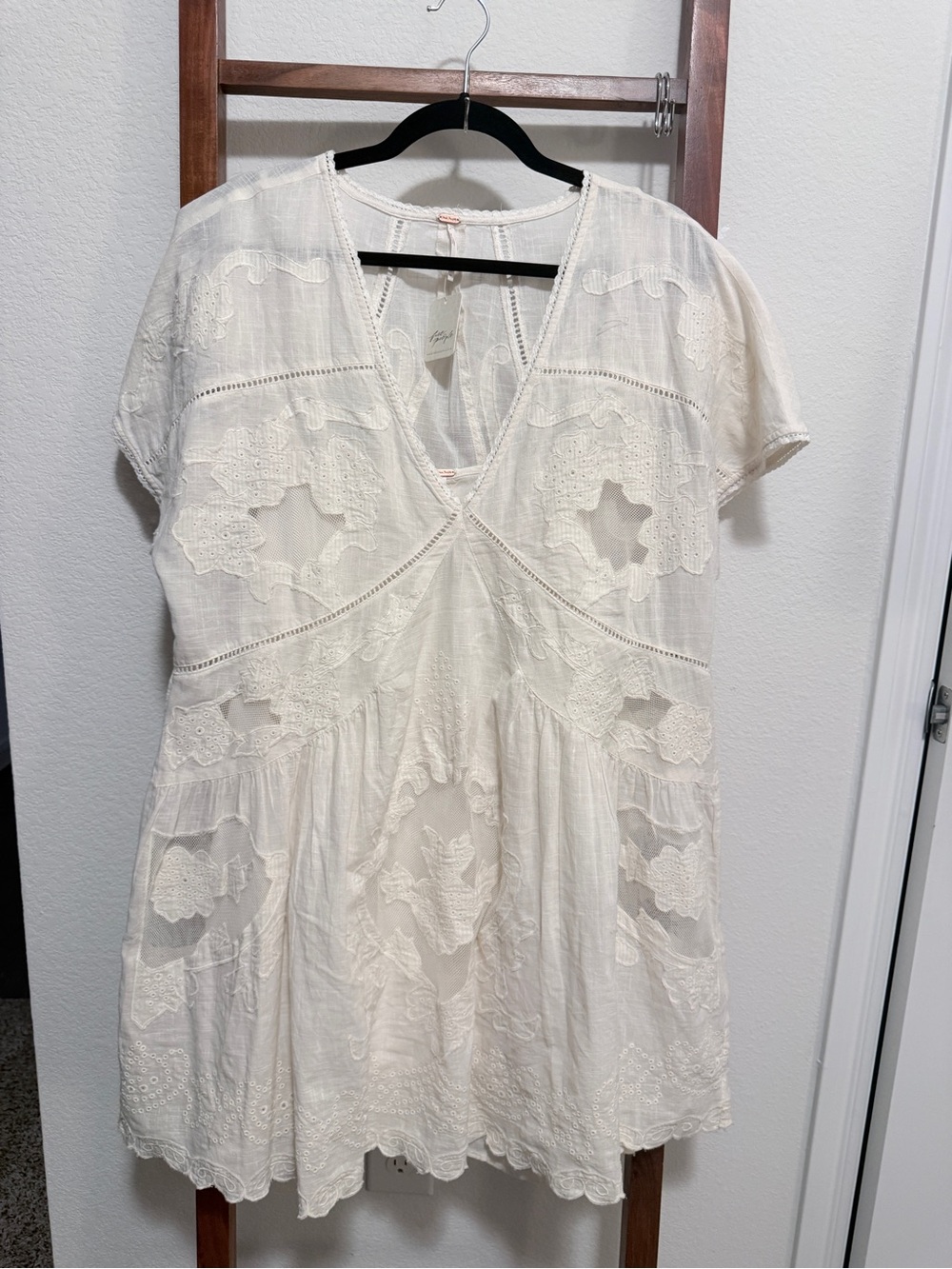 Free People Serenity Ivory Cream Embroidered Lace Mini Dress Size L NWT